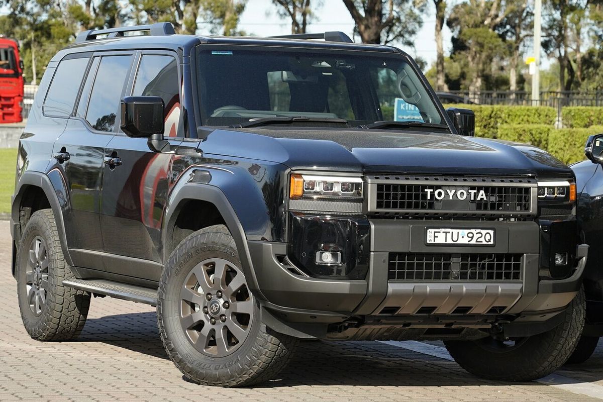 2025 Toyota Landcruiser Prado Altitude GDJ251R