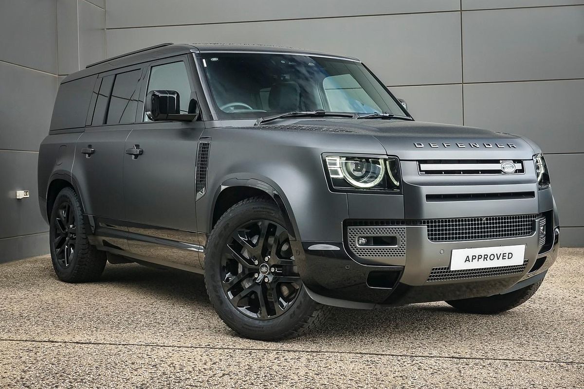 2024 Land Rover Defender 130 P400 Outbound L663