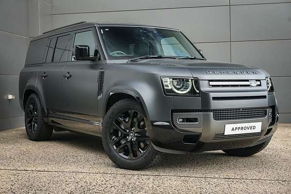 2024 Land Rover Defender 130 P400 Outbound L663