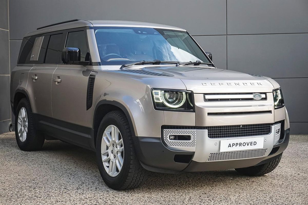 2023 Land Rover Defender 130 D300 SE L663