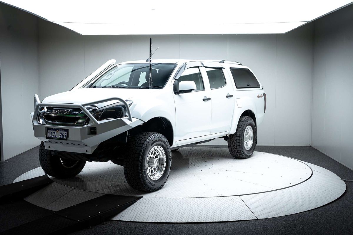 2018 Isuzu D-MAX SX 4X4