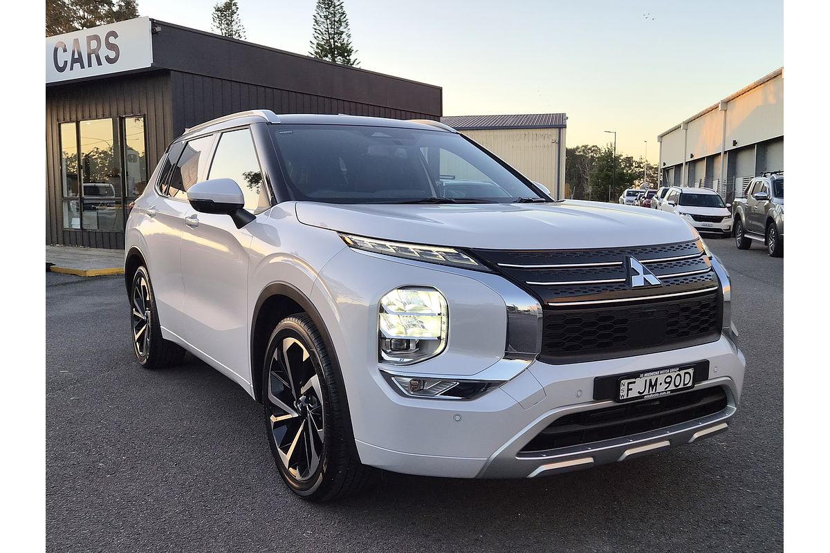 2024 Mitsubishi Outlander Exceed Tourer ZM