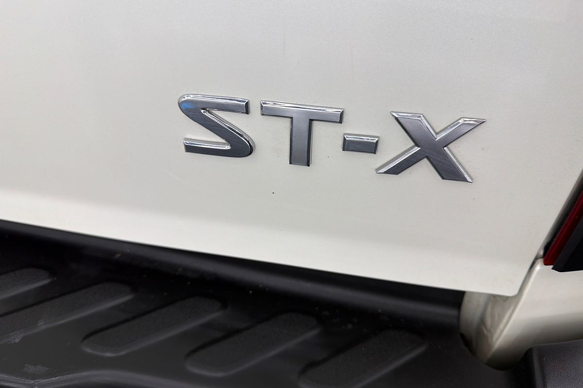 2019 Nissan Navara ST-X D23 Series 4 4X4