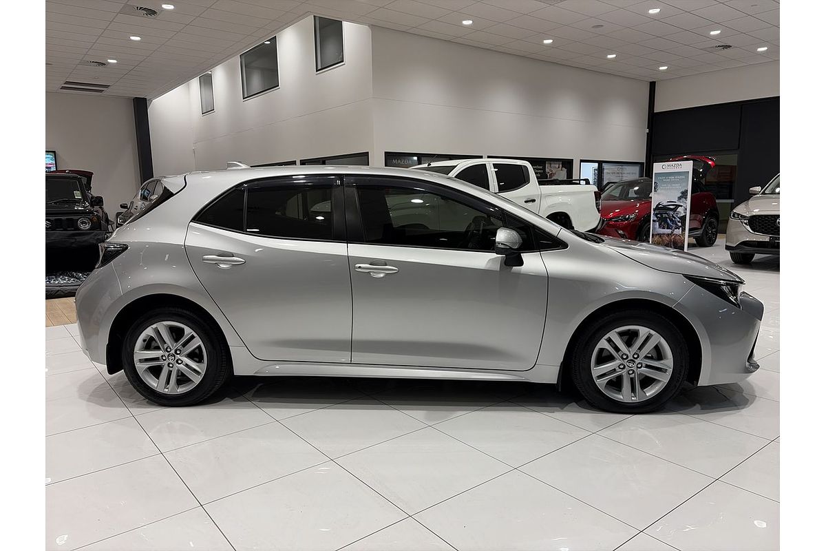 2019 Toyota Corolla Ascent Sport MZEA12R
