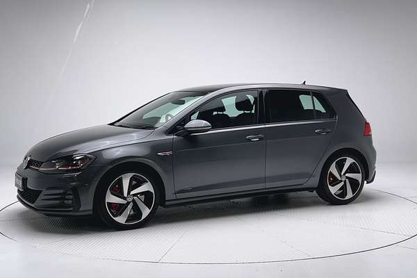 2020 Volkswagen Golf GTI 7.5 thumb-3