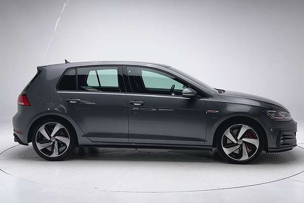 2020 Volkswagen Golf GTI 7.5 thumb-8
