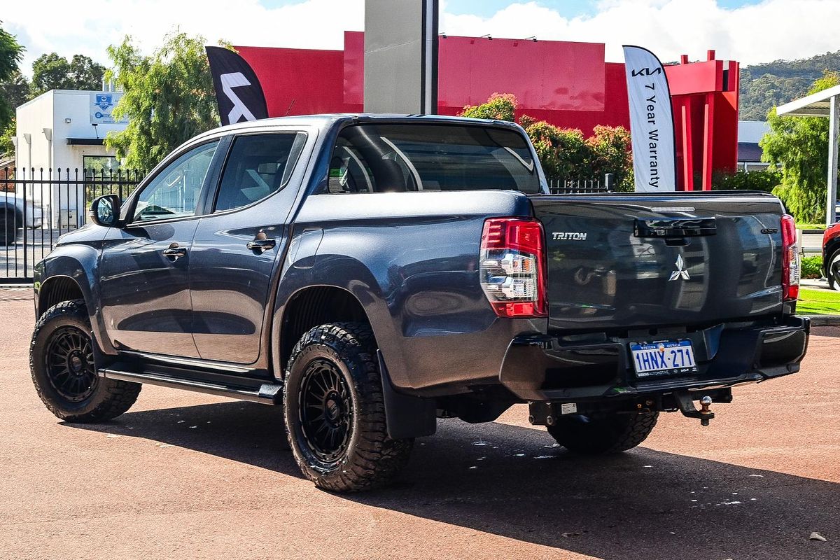 2022 Mitsubishi Triton GSR MR 4X4