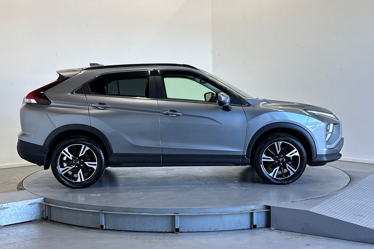 2023 Mitsubishi Eclipse Cross LS YB