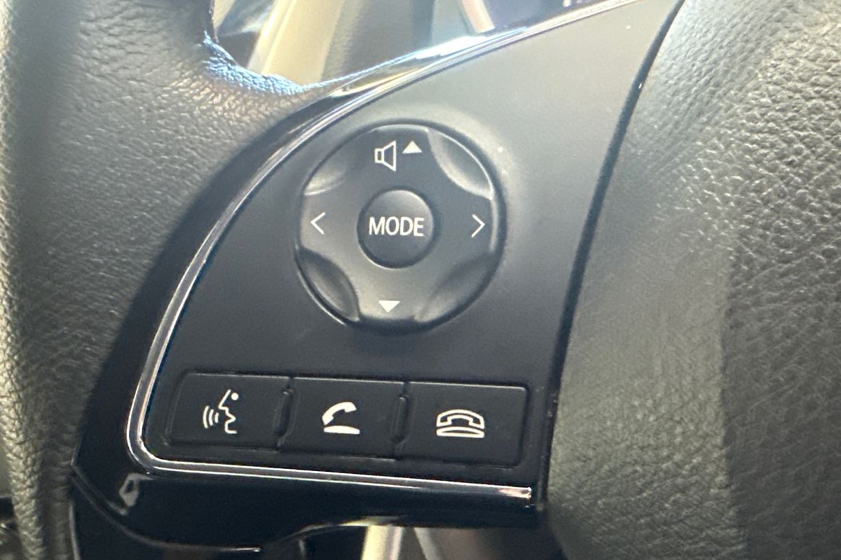 2023 Mitsubishi Eclipse Cross LS YB