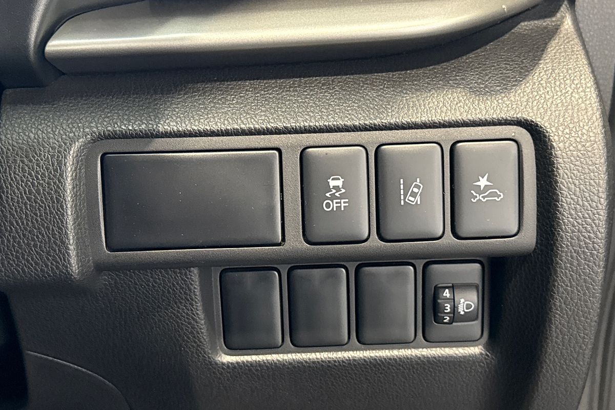 2023 Mitsubishi Eclipse Cross LS YB