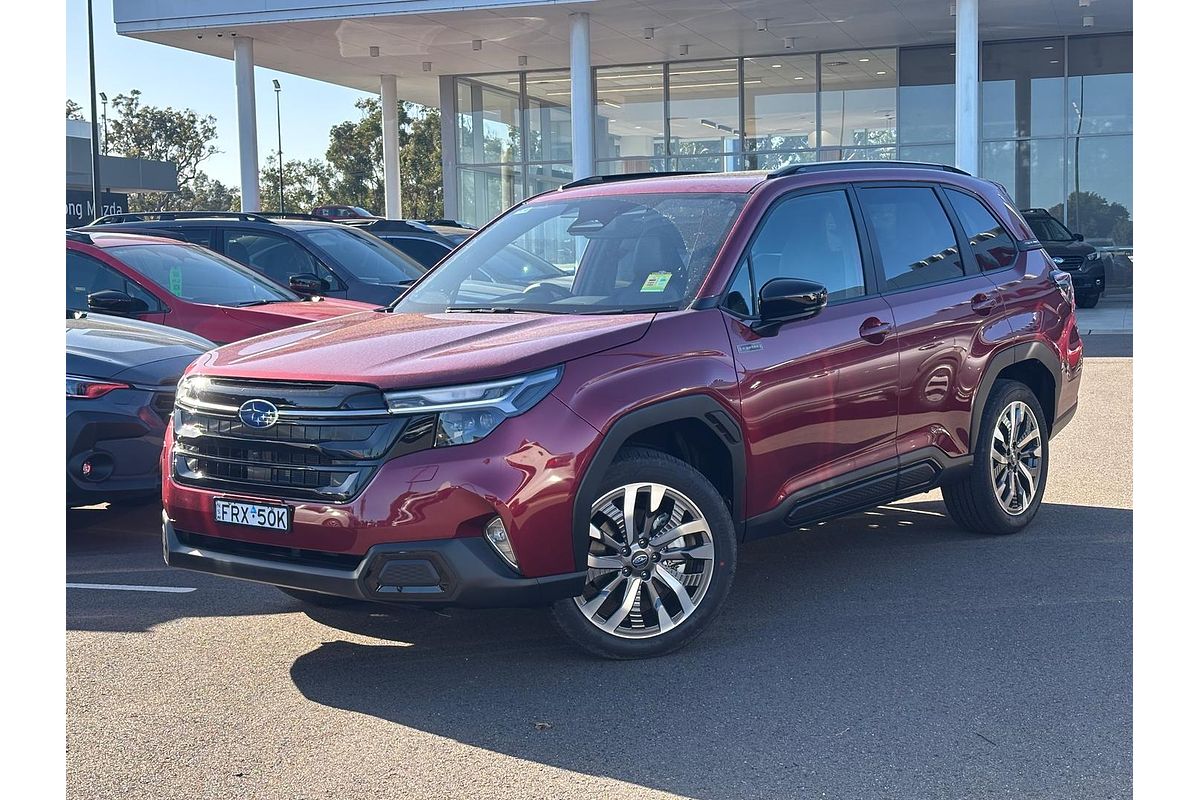 2025 Subaru Forester Hybrid Touring S6