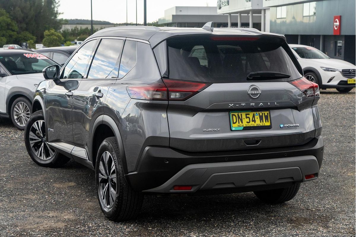 2024 Nissan X-TRAIL ST-L e-POWER T33