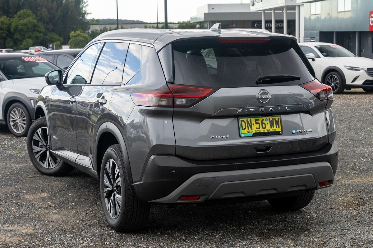 2025 Nissan X-TRAIL ST-L e-POWER T33