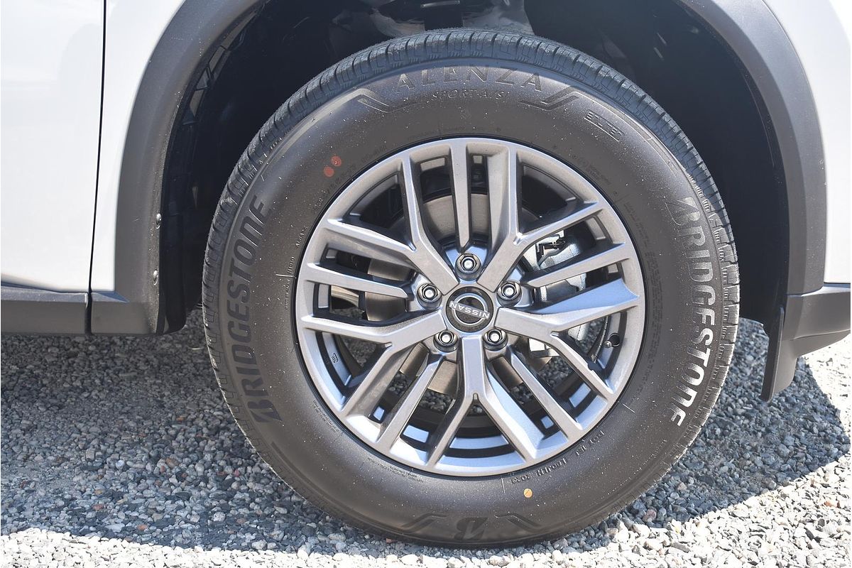 2025 Nissan X-TRAIL ST T33