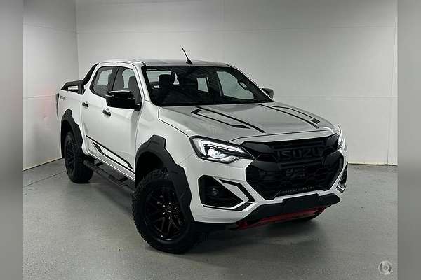2026 Isuzu D-MAX BLADE 4X4