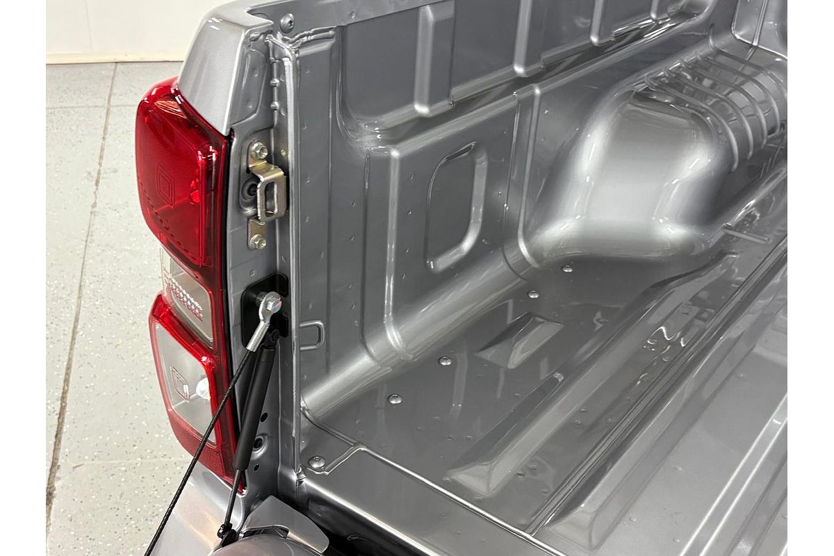 2026 Isuzu D-MAX SX High Ride Rear Wheel Drive