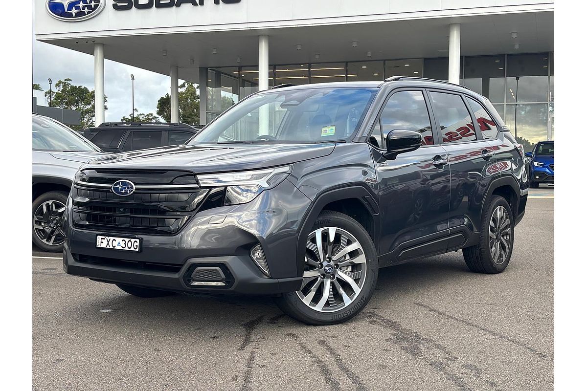 2025 Subaru Forester Hybrid Touring S6