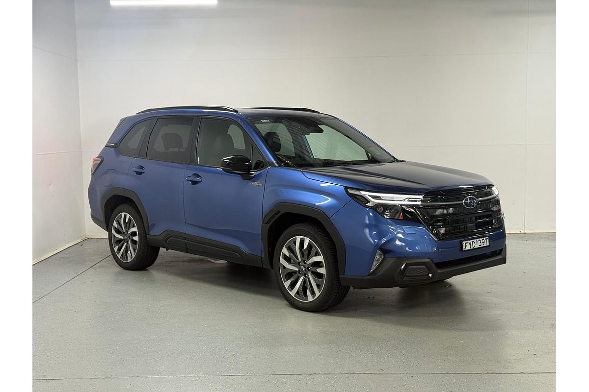 2025 Subaru Forester Hybrid Touring S6