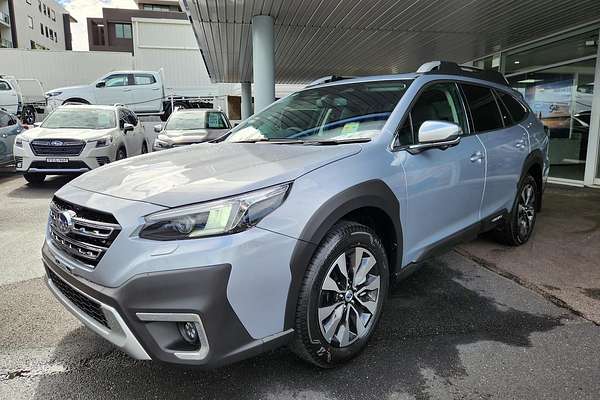 2025 Subaru Outback AWD Touring XT 6GEN