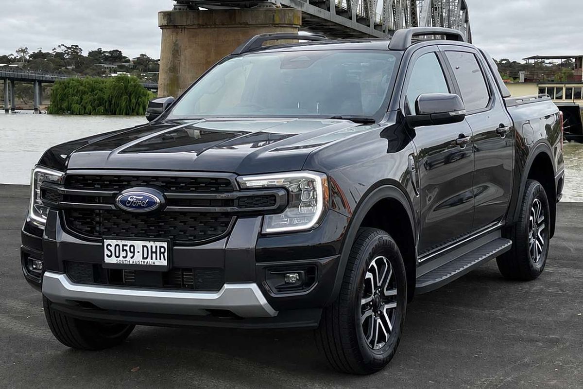 2025 Ford Ranger Sport 4X4 3.0L image 2