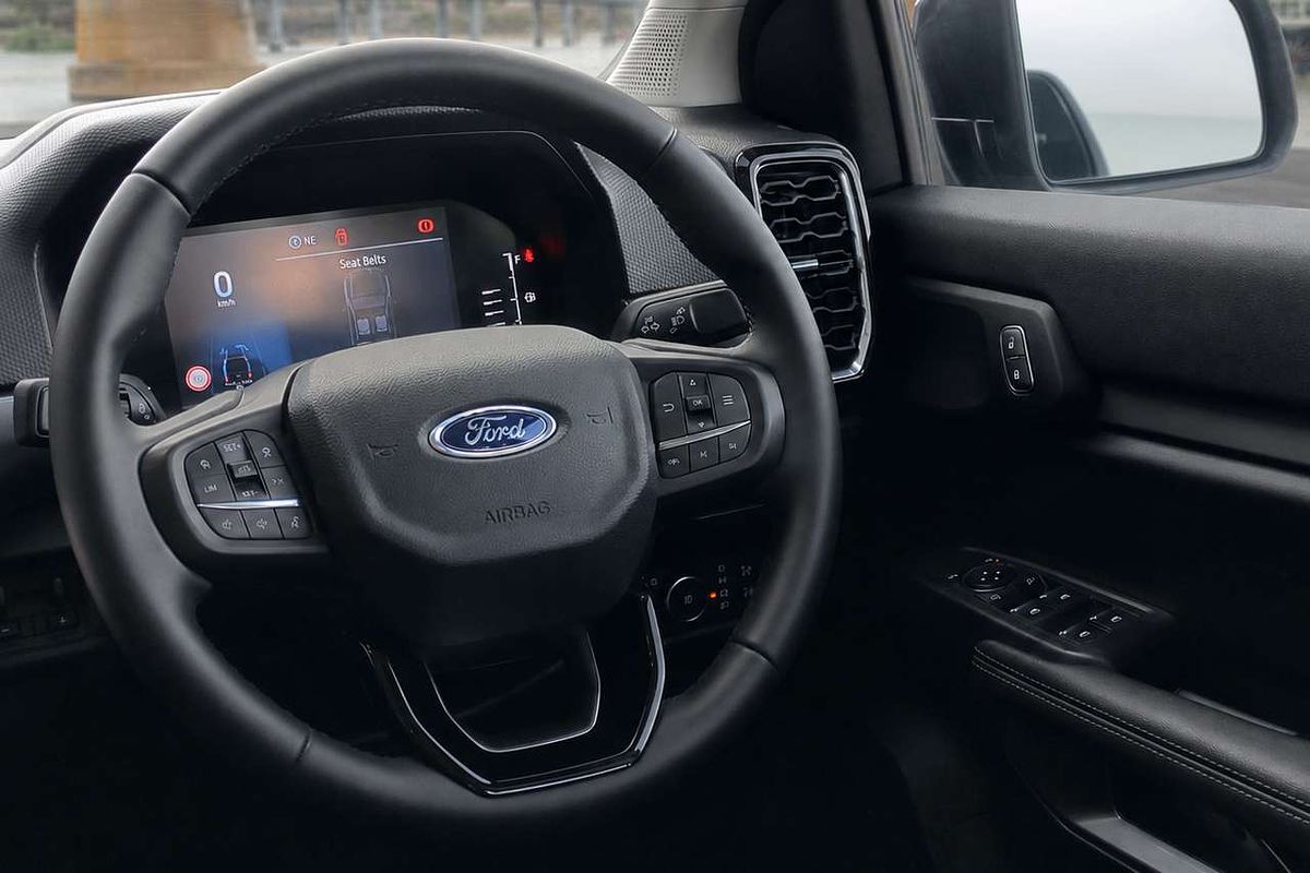 2025 Ford Ranger Sport 4X4 3.0L image 7