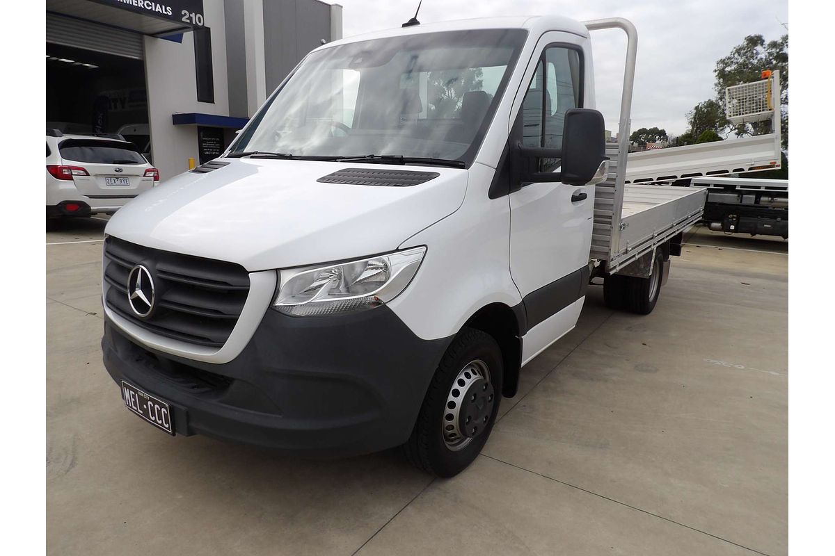 2024 Mercedes-Benz Sprinter 517CDI VS30 Rear Wheel Drive MWB image 4