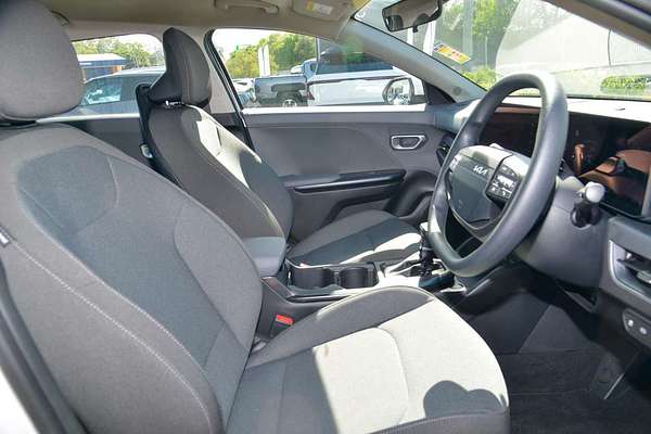 2026 Kia K4 S CL4m thumb-9