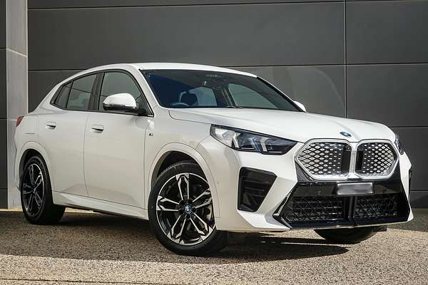 2024 BMW iX2 xDrive30 M Sport U10