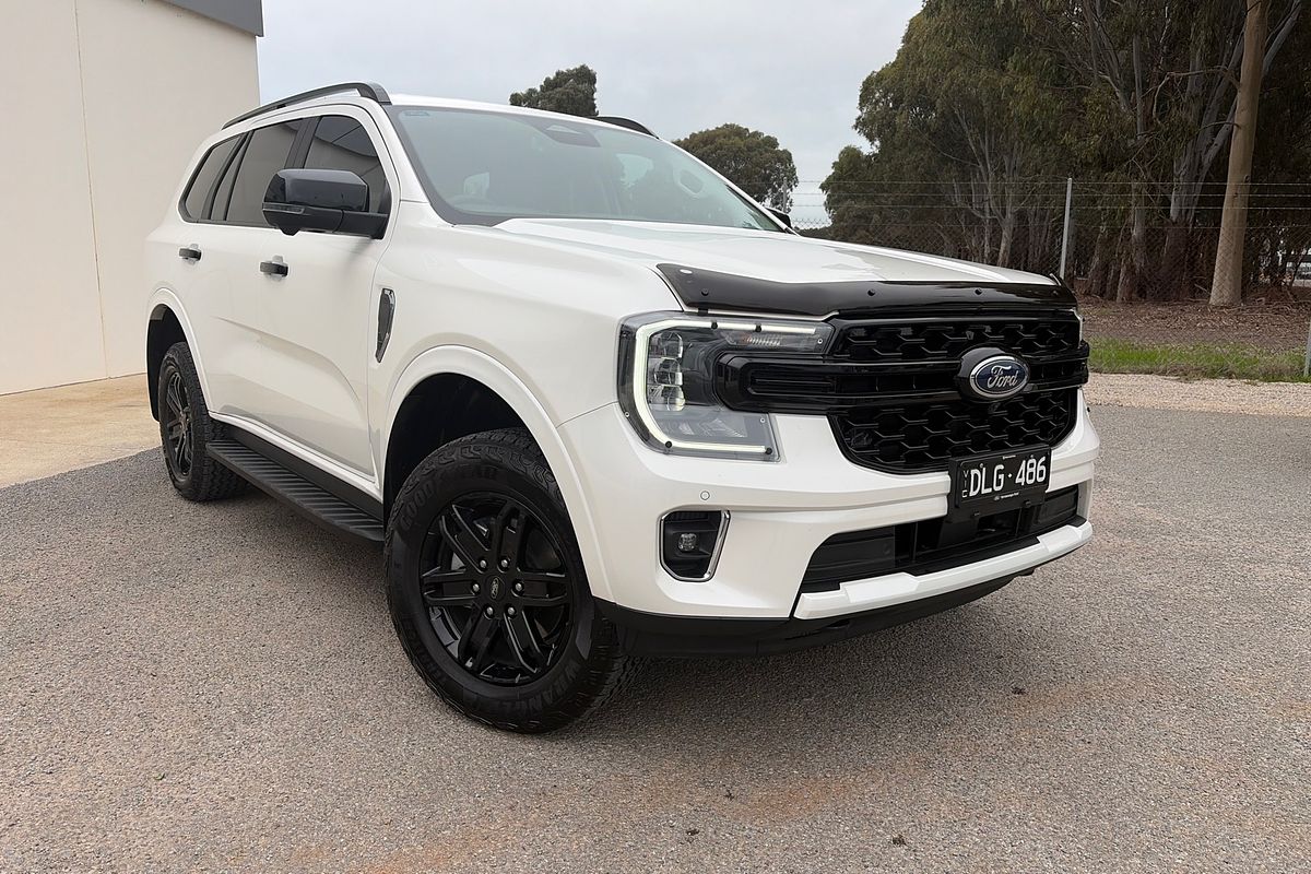 2025 Ford Everest Black Edition 2.0L