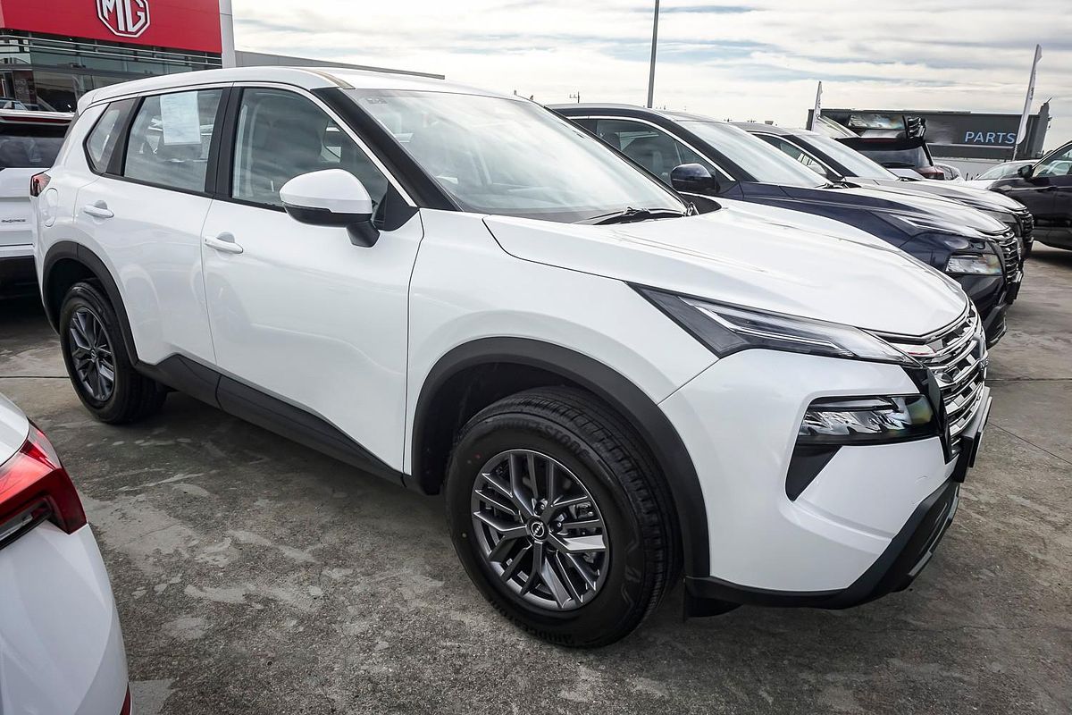2025 Nissan X-TRAIL ST T33