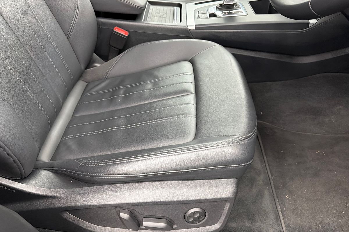 2022 Audi Q5 40 TDI FY