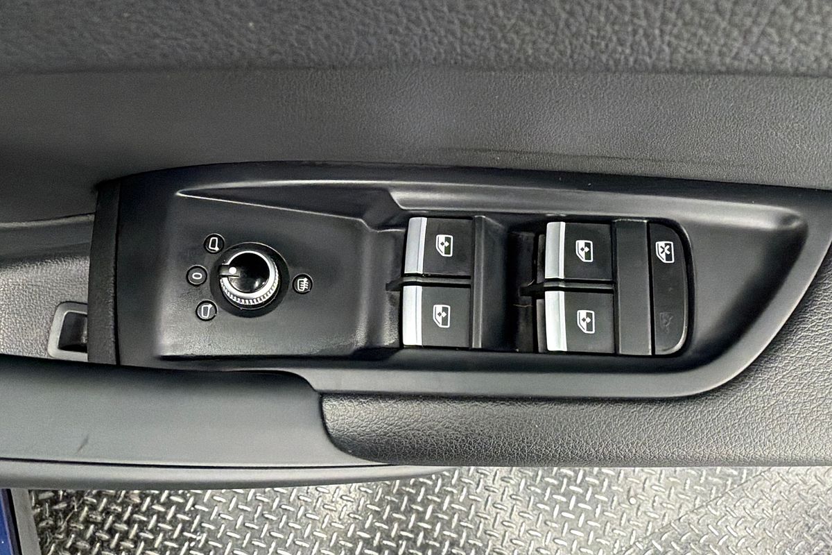 2022 Audi Q5 40 TDI FY
