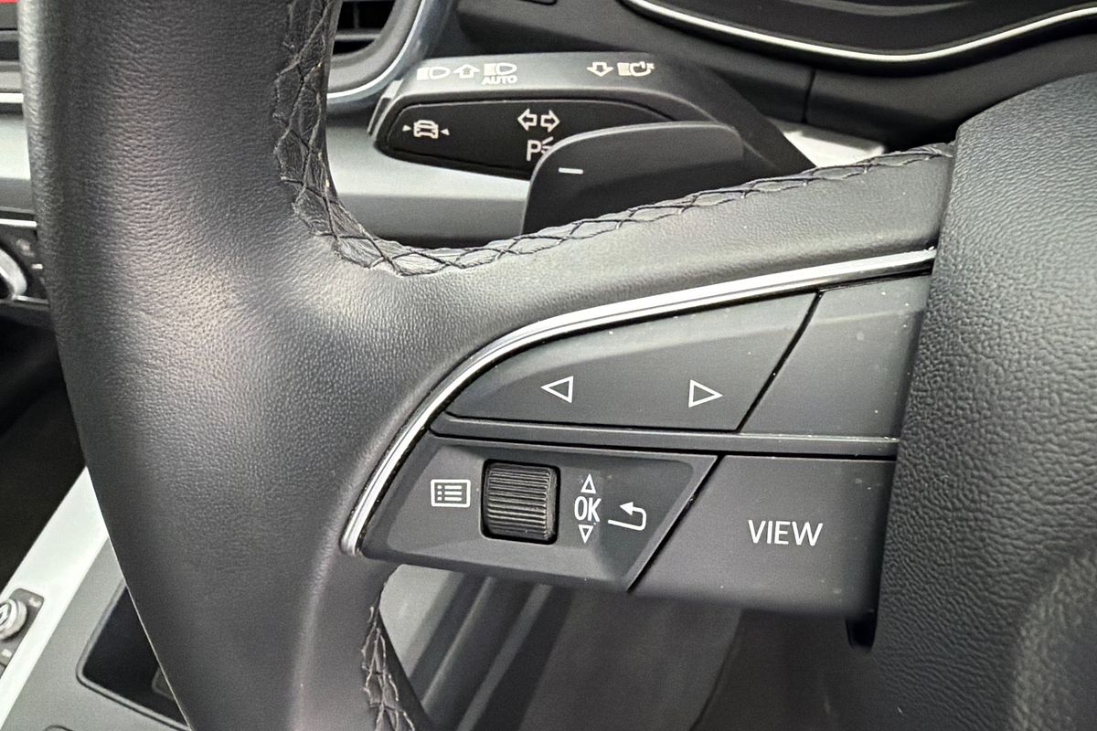 2022 Audi Q5 40 TDI FY