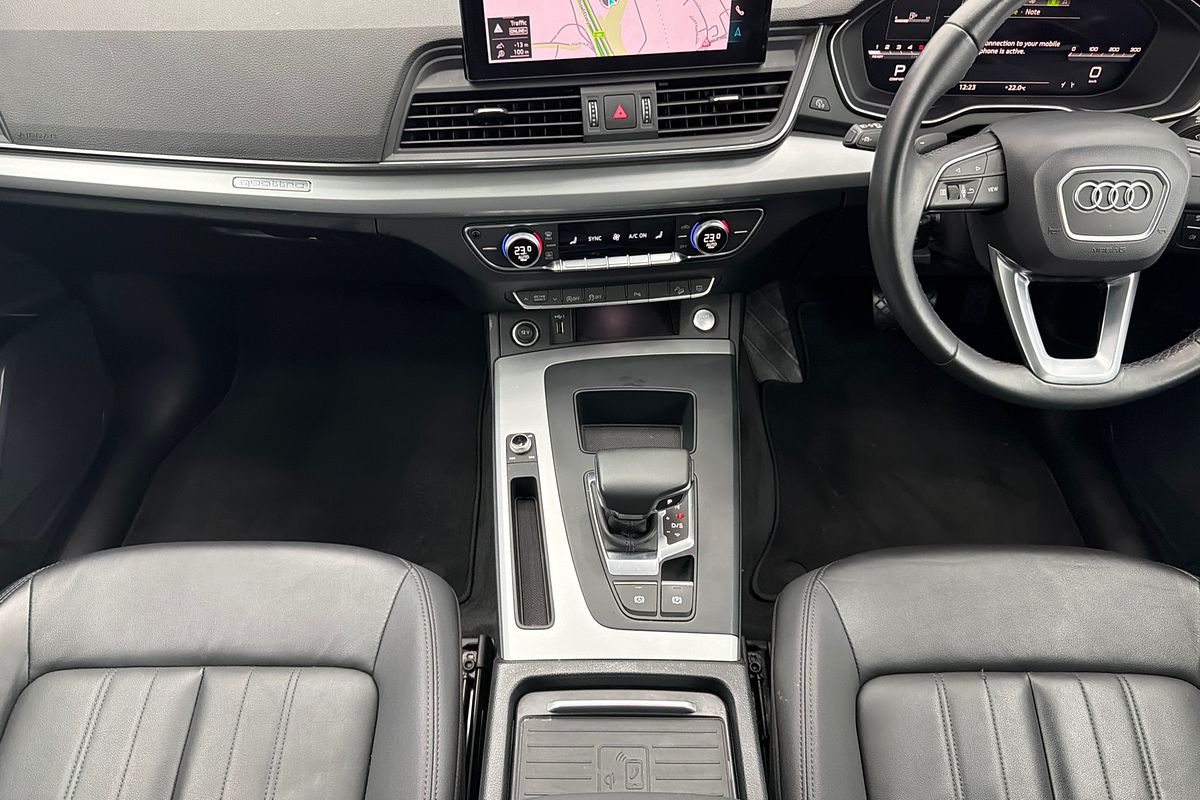 2022 Audi Q5 40 TDI FY