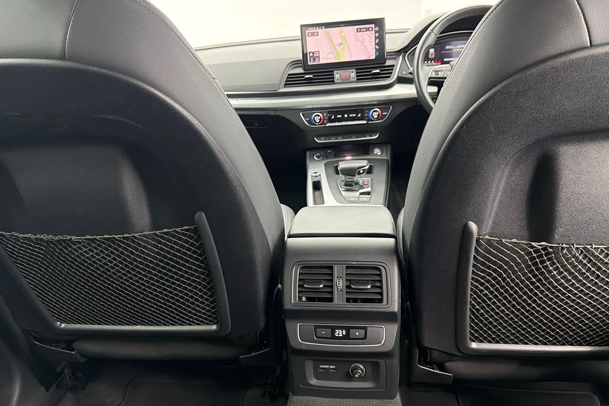 2022 Audi Q5 40 TDI FY