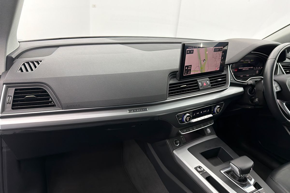 2022 Audi Q5 40 TDI FY