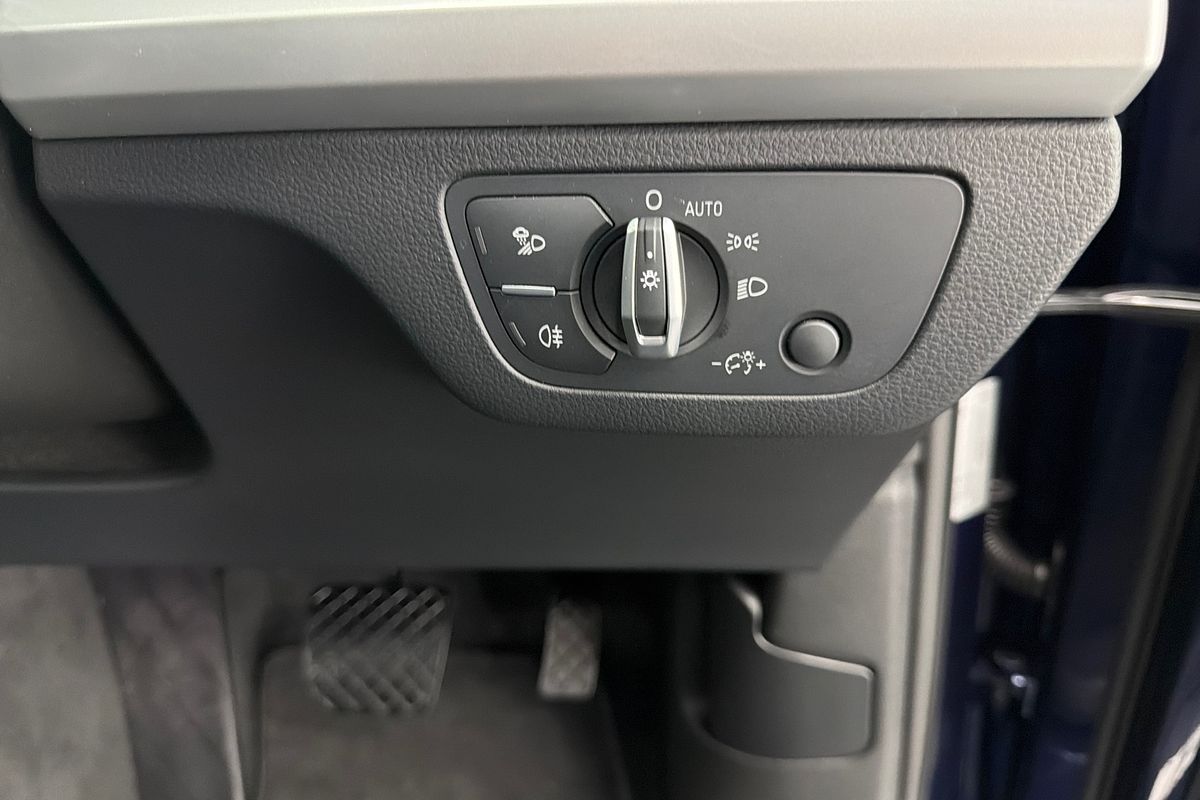 2022 Audi Q5 40 TDI FY