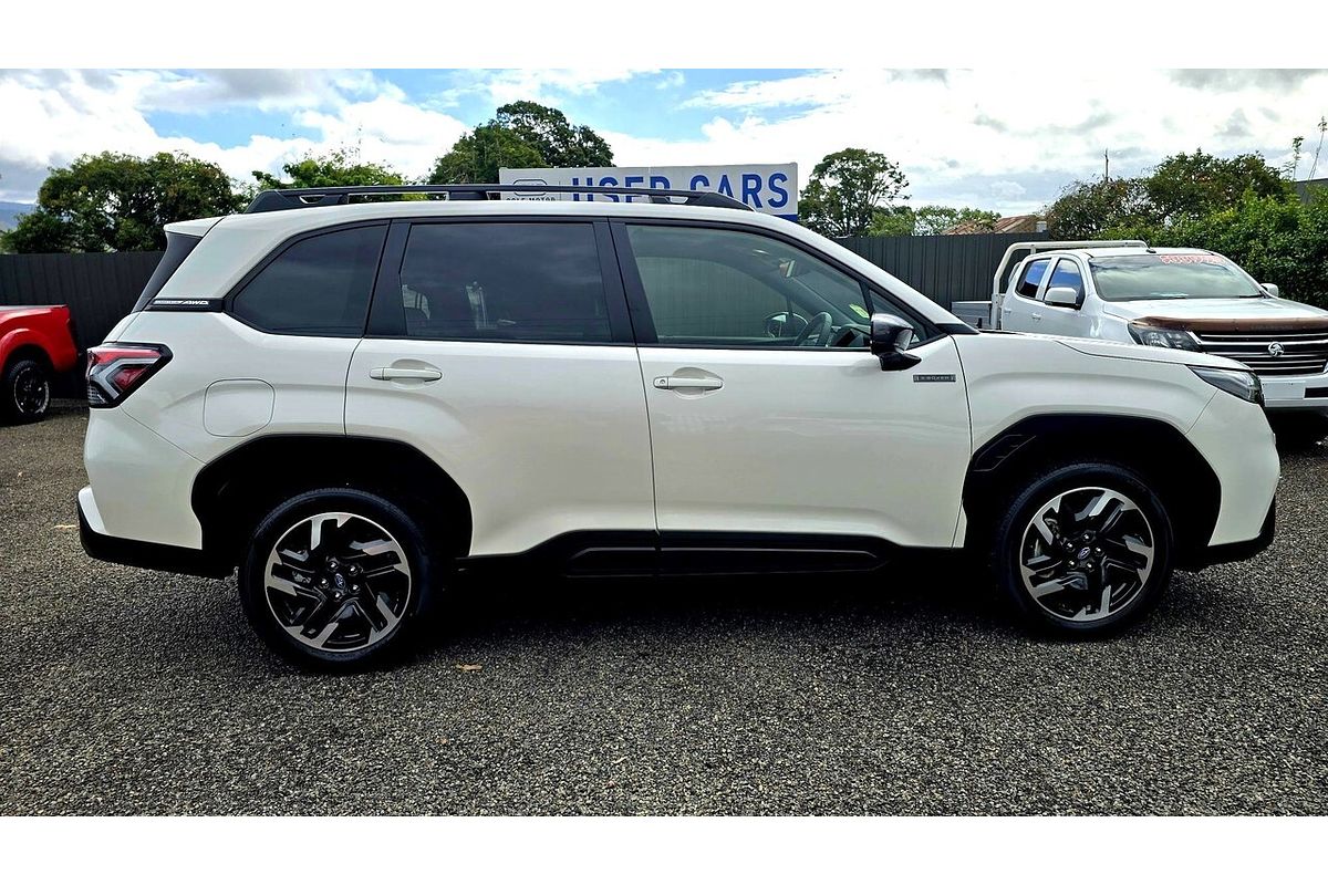 2025 Subaru Forester Hybrid S6