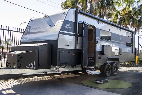 2026 Jayco BASE STATION CARAVAN 24.75-6.4T.BS-MY26