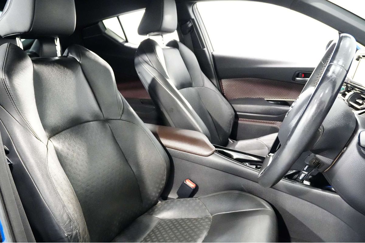 2017 Toyota C-HR Koba NGX50R