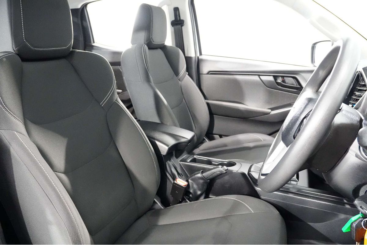 2023 Isuzu D-MAX SX High Ride Rear Wheel Drive