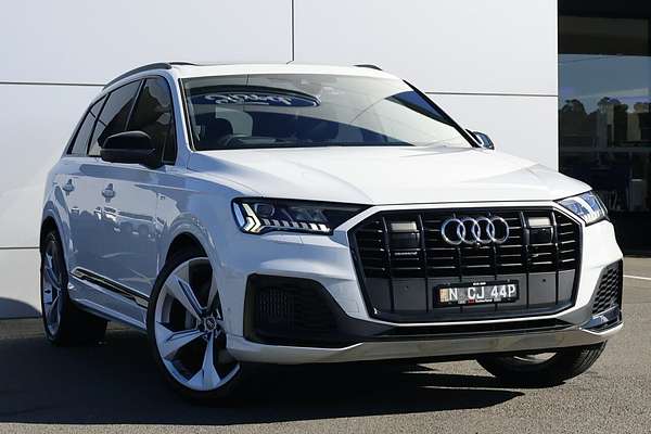2023 Audi Q7 55 TFSI S line 4M