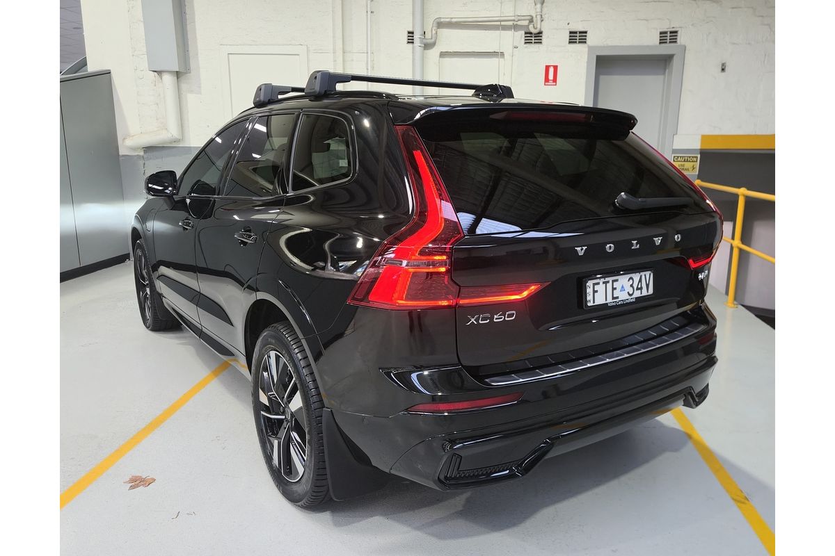 2025 Volvo XC60 Plus T8 Plug-In Hybrid Dark