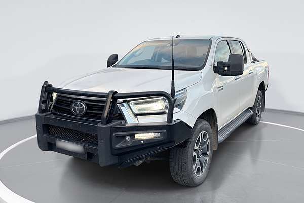 2020 Toyota Hilux SR5 GUN126R 4X4