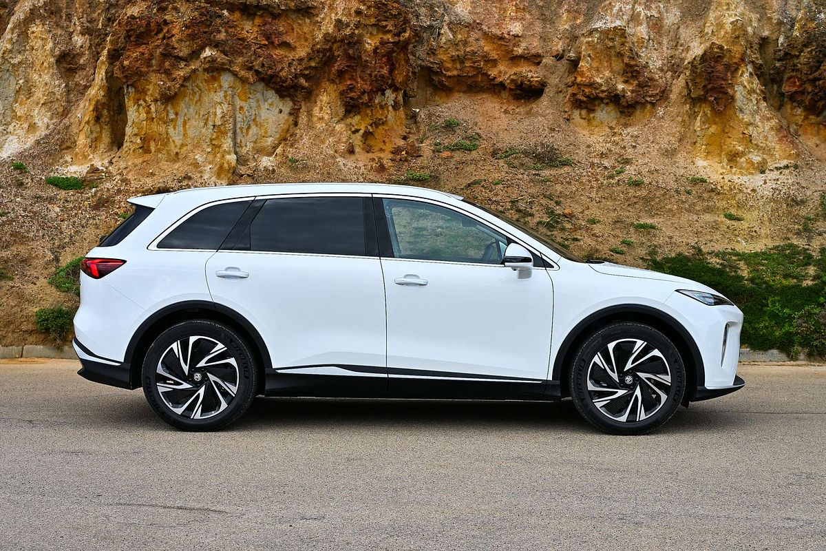2026 MG MGS6 EV Essence IS3E