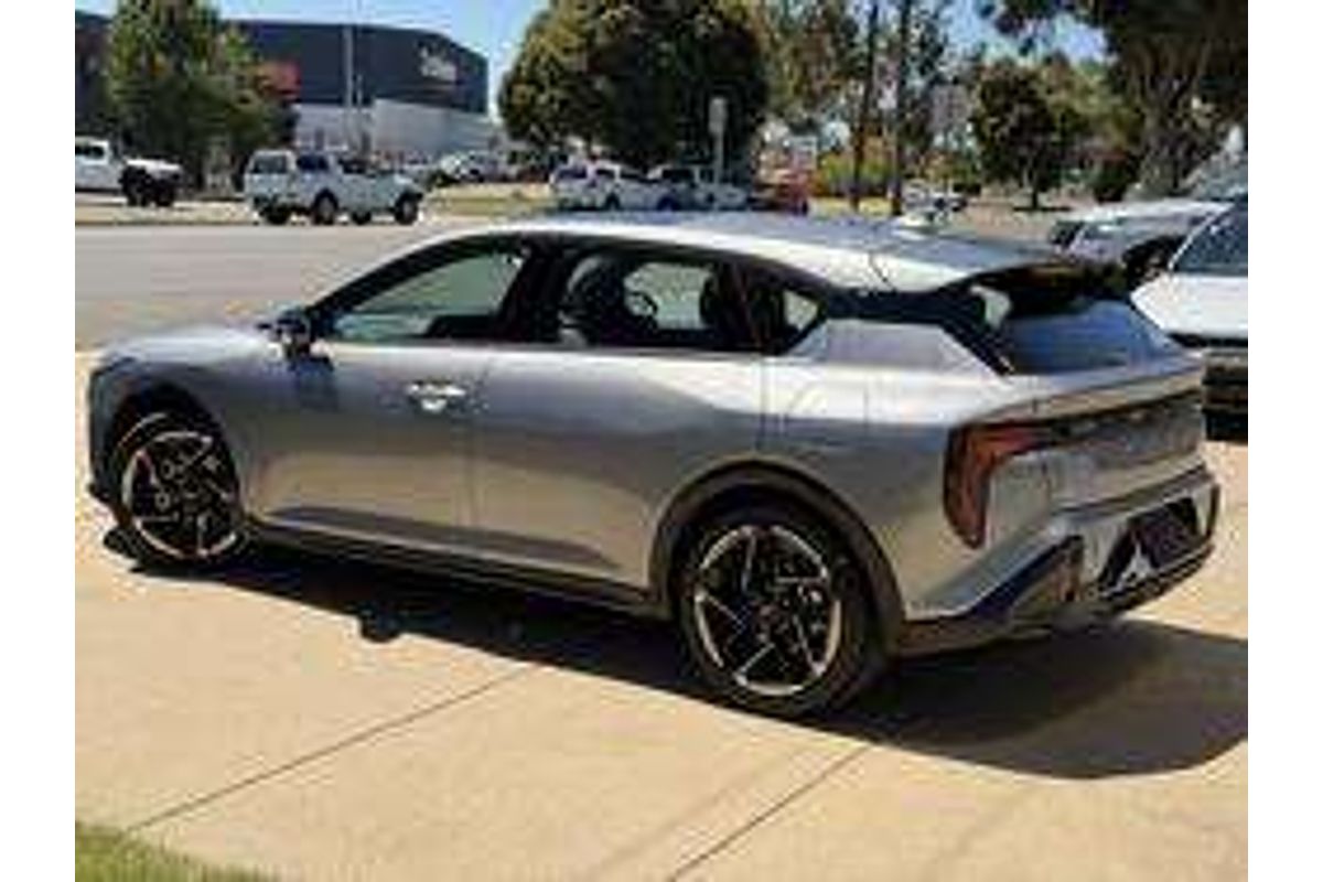 2026 Kia K4 GT-Line CL4m
