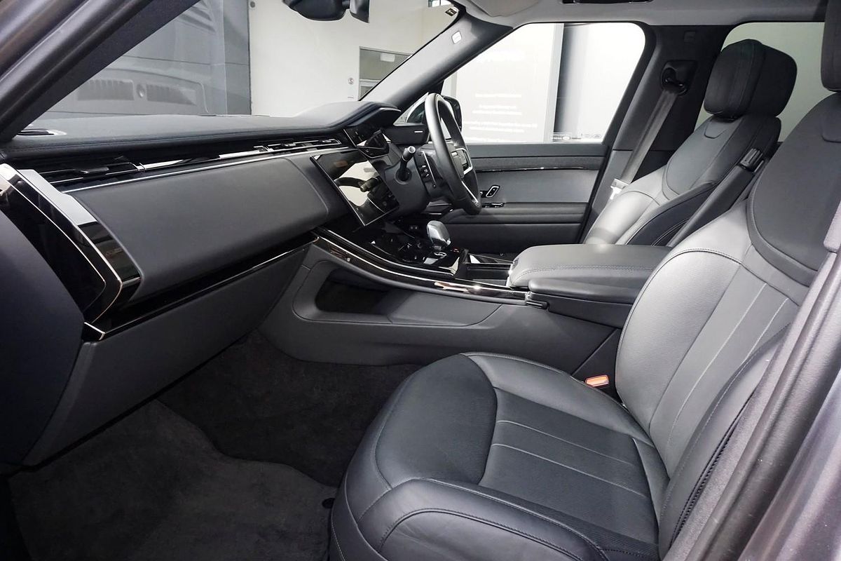2024 Land Rover Range Rover Sport D250 SE L461