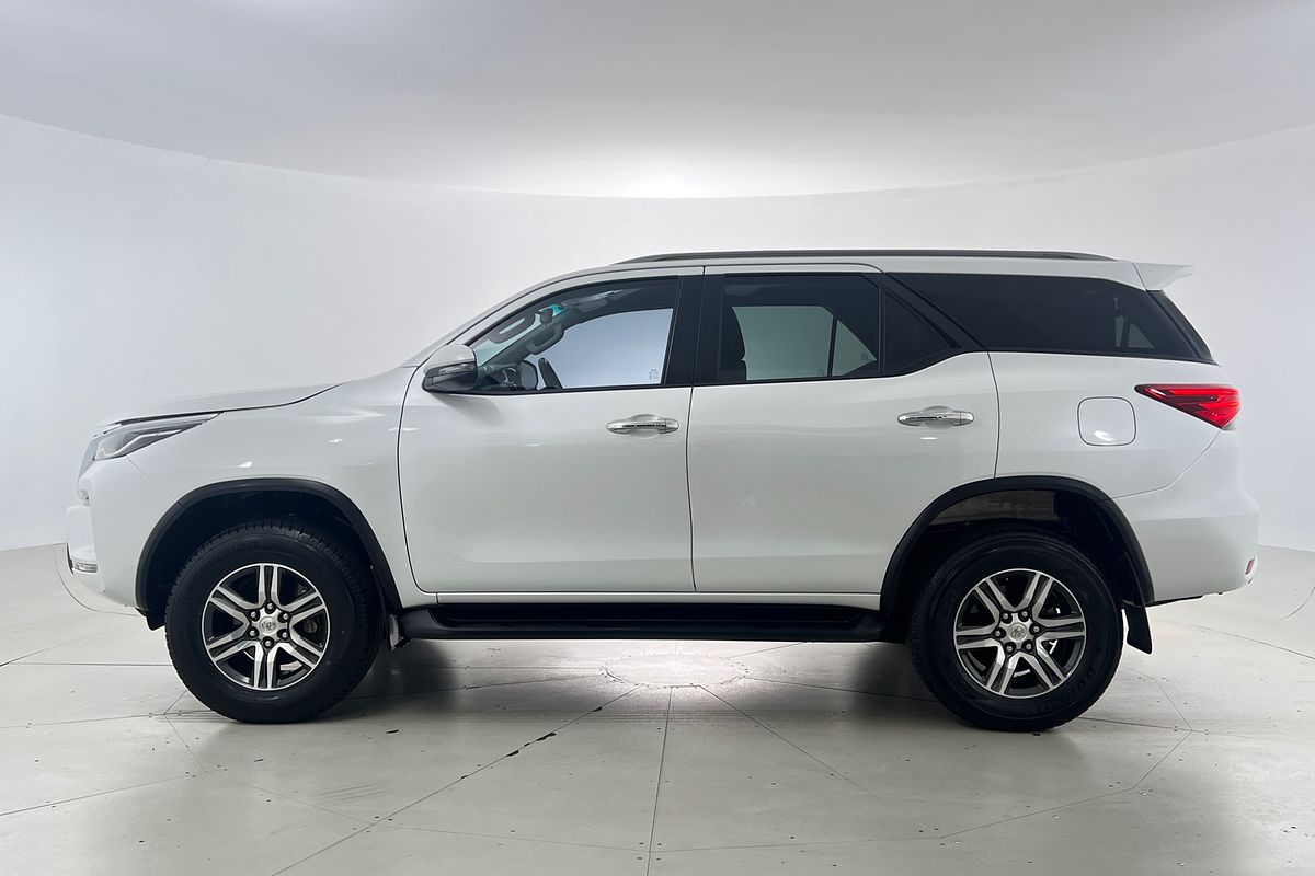 2024 Toyota Fortuner GXL GUN156R