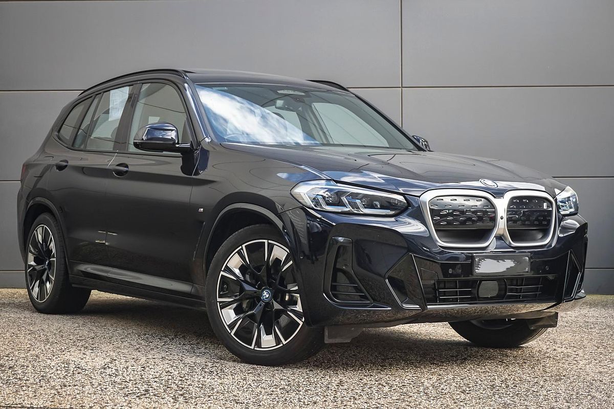 2022 BMW iX3 G08