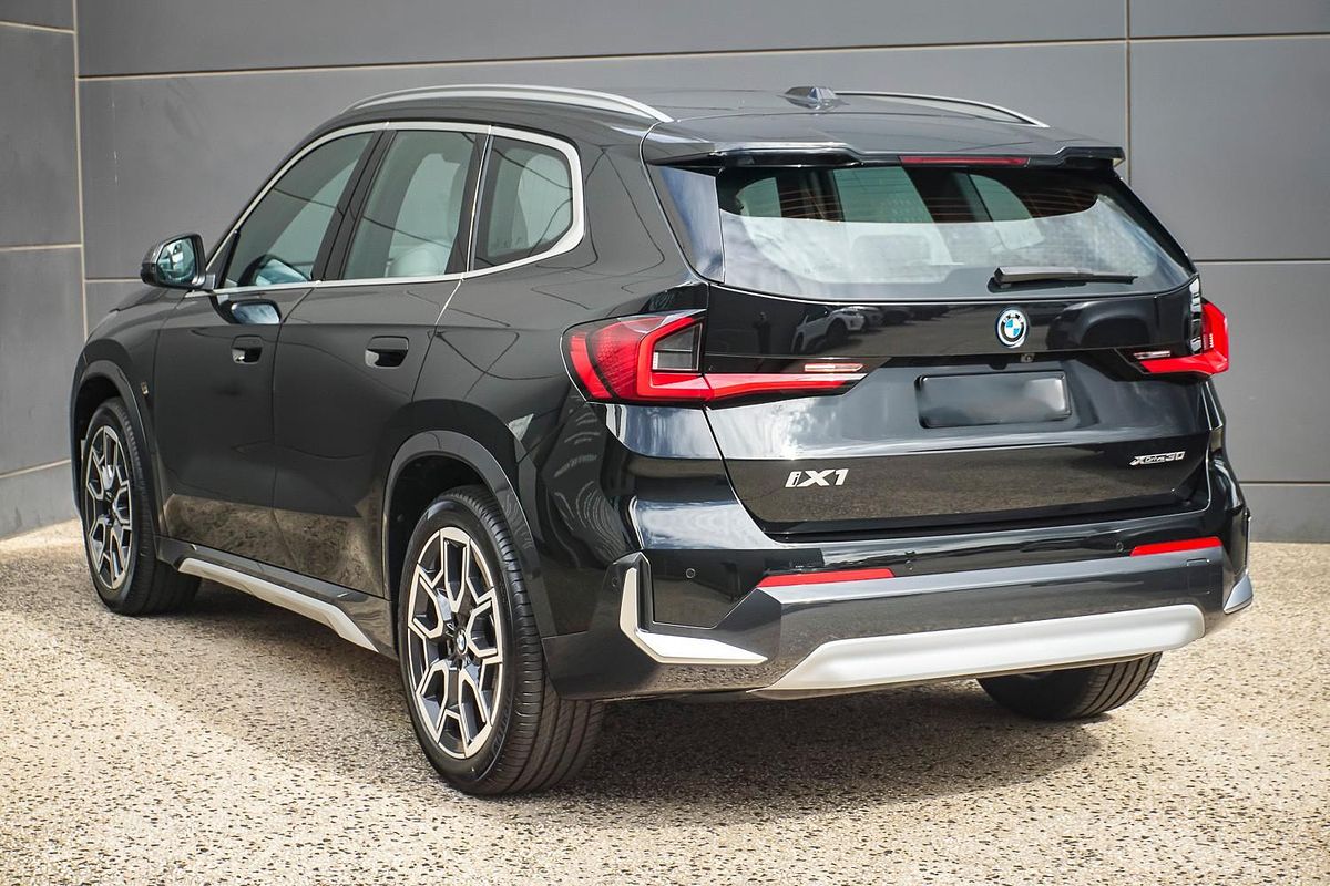 2026 BMW iX1 xDrive30 xLine U11